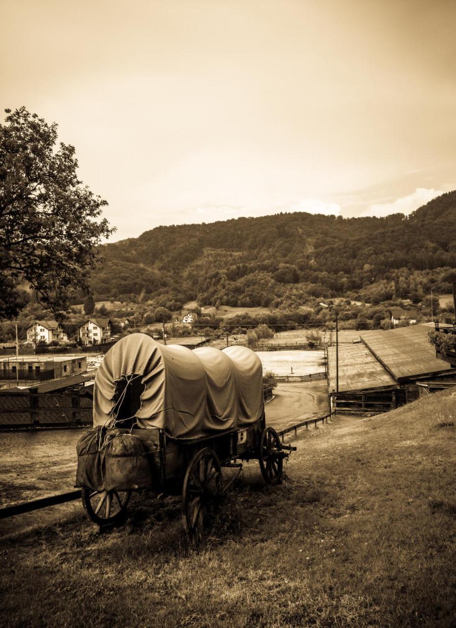 فندق Maggie'S Ranch Rîşnov المظهر الخارجي الصورة