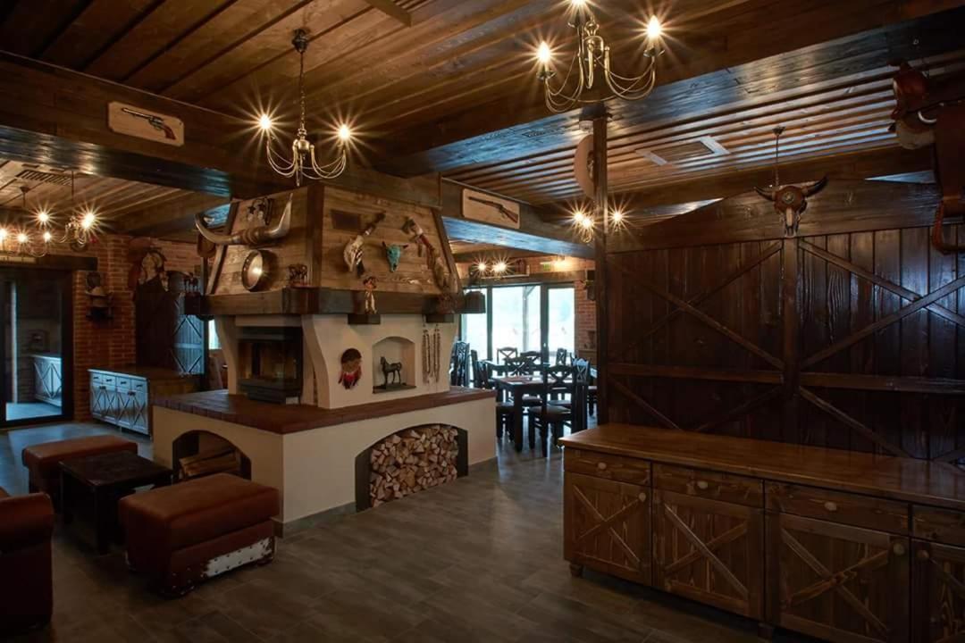 فندق Maggie'S Ranch Rîşnov المظهر الخارجي الصورة